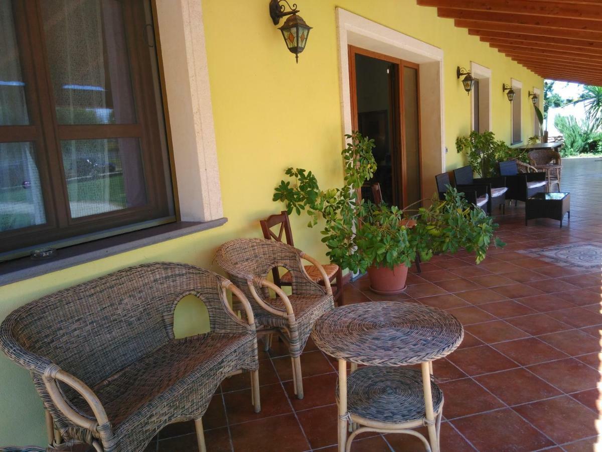 Agriturismo La Mimosa Putzu Idu Exterior photo